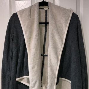 Lululemon Gray Presence of mind wrap coat